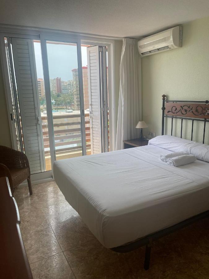 Febus Alicante Exterior foto