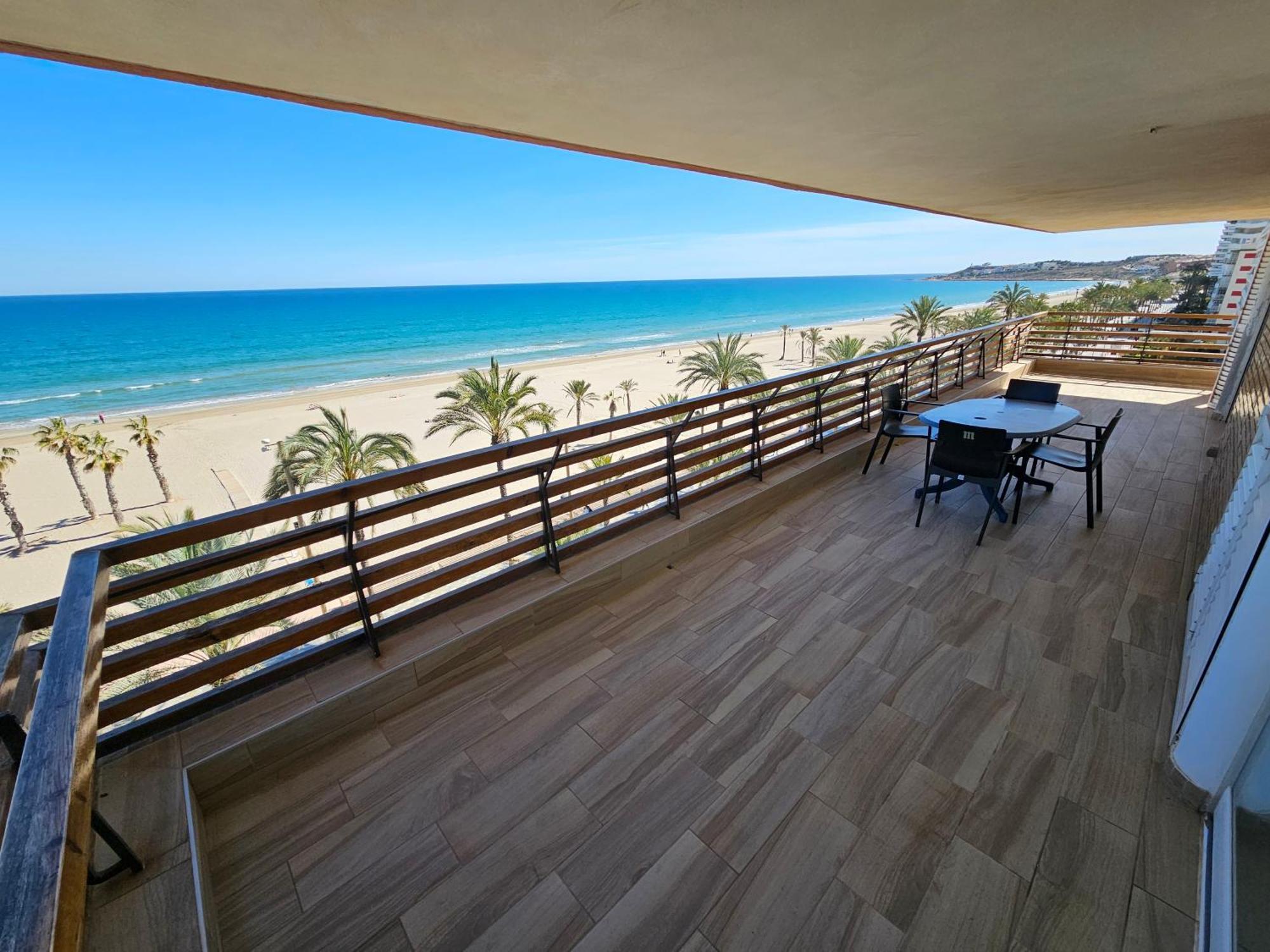 Febus Alicante Exterior foto