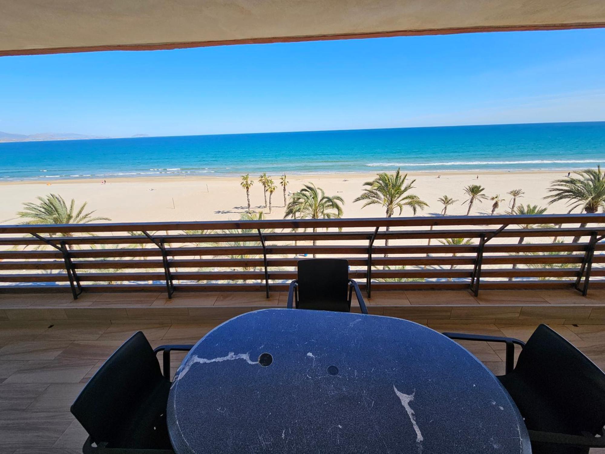 Febus Alicante Exterior foto