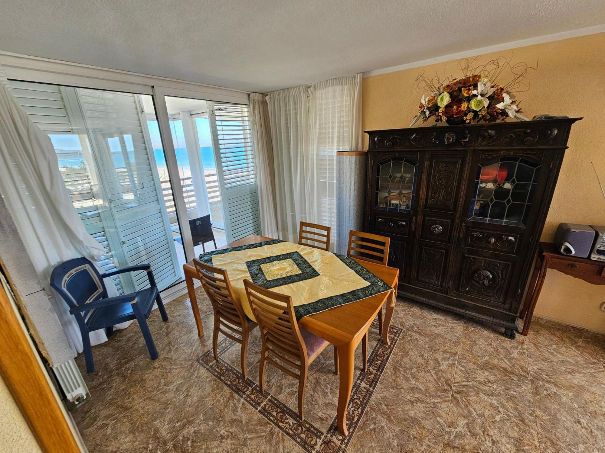 Febus Alicante Exterior foto
